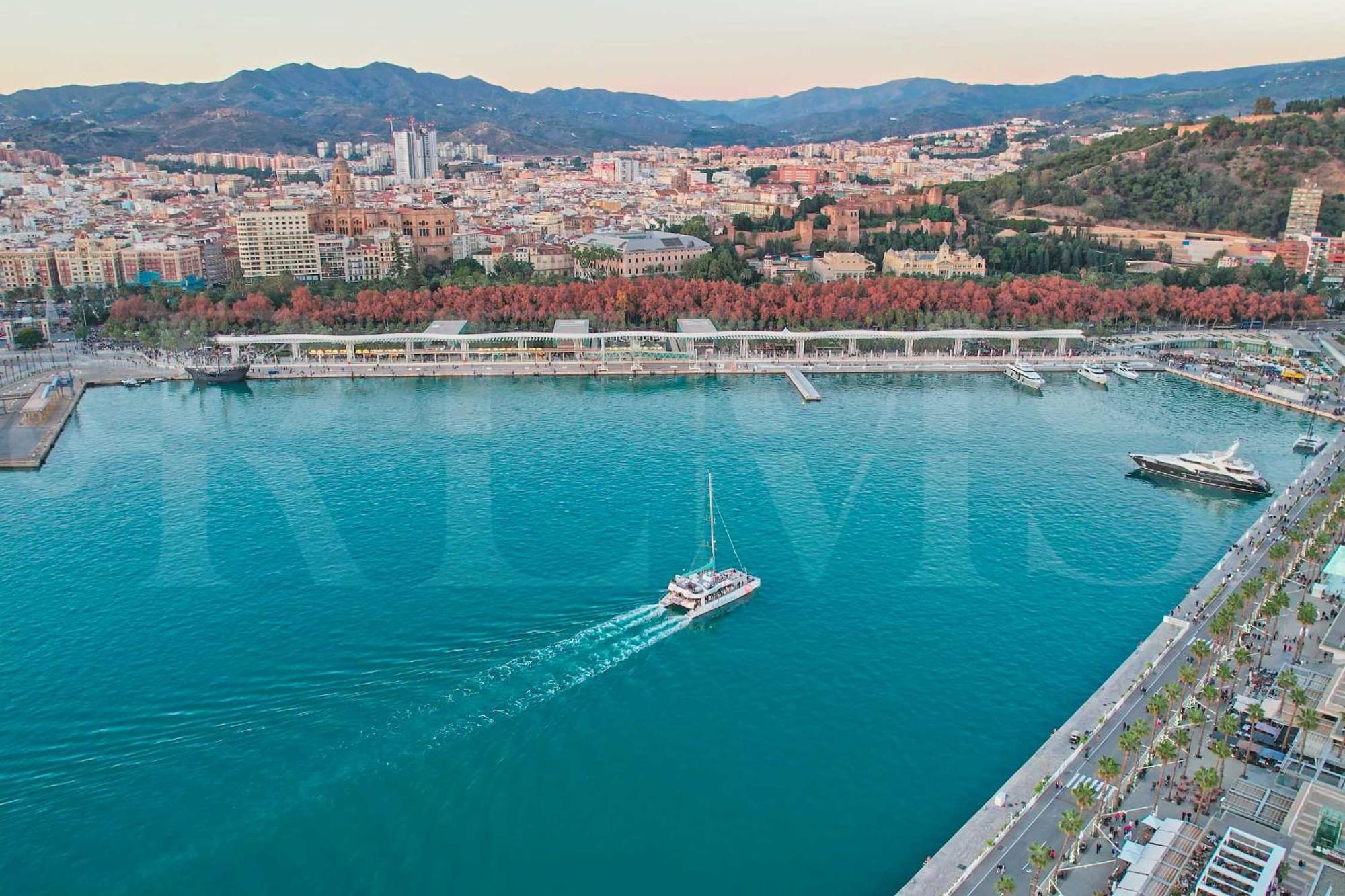 Modern In The Heart Of By Rems Malaga